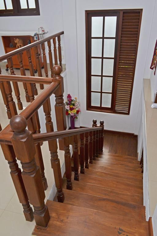 Angel Tower Bed & Breakfast แคนดี้ ภายนอก รูปภาพ