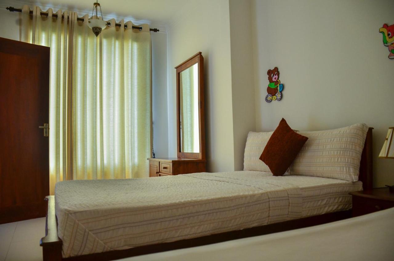 Angel Tower Bed & Breakfast แคนดี้ ภายนอก รูปภาพ